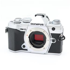 オリンパス OM-D E-M5 Mark ll シルバー 二台目のオリンパス機』 オリンパス OLYMPUS OM-D E-M5 Mark II ボディ