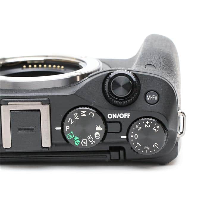 【美品】キヤノン Canon EOS M3 ダブルズームキット2 Wi-Fi対応 美品】キヤノン Canon EOS M3 ダブルズームキット2 Wi-Fi対応