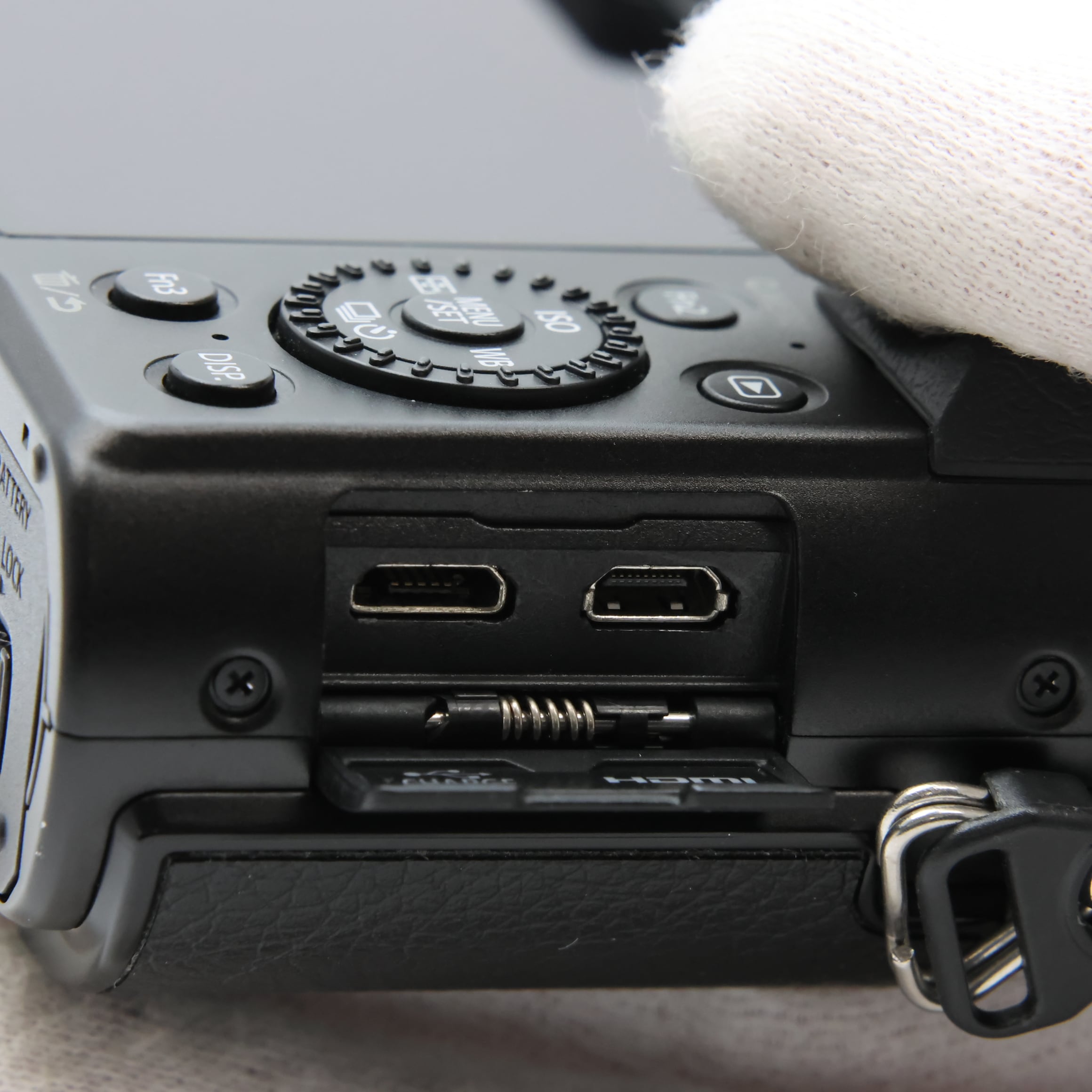 中古)Panasonic (パナソニック) LUMIX LX100 II DC-LX100M2（商品ID