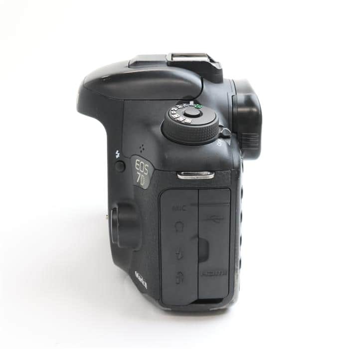EOS 7D Mark II ボディ