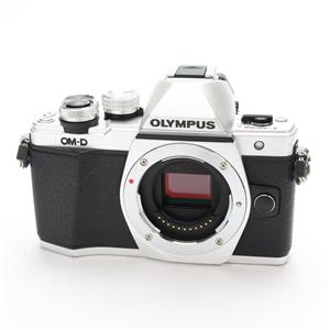 OLYMPUS OM-D E-M1 ボディ シルバー シルバーもなかなか【オリンパスOM-D E-M1】