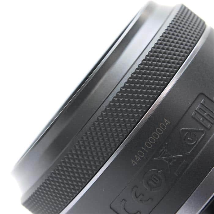 RF-S7.8mm F4 STM DUAL