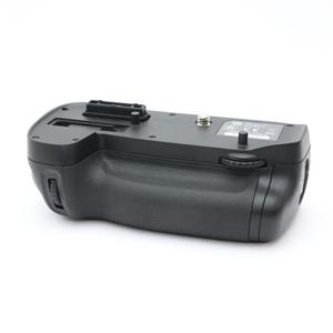 Nikon マルチパワーバッテリーパック MB-D15MM Amazon | MB-15 マルチパワーバッテリーパック | Nikon | カメラ用