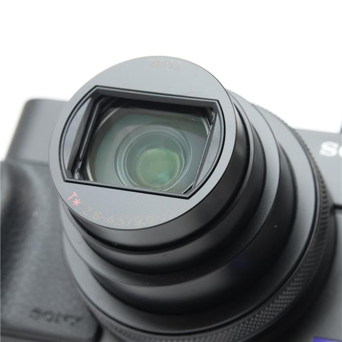 Cyber-shot DSC-RX100M7