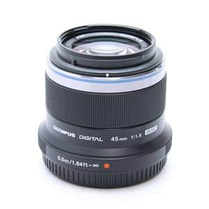OLYMPUS (オリンパス) M.ZUIKO DIGITAL 45mm F1.8 ブラック」の OLYMPUS (オリンパス) M.ZUIKO DIGITAL 45mm F1.8 ブラック」の