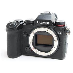 Panasonic (パナソニック) LUMIX DC-S5 ボディ メイン