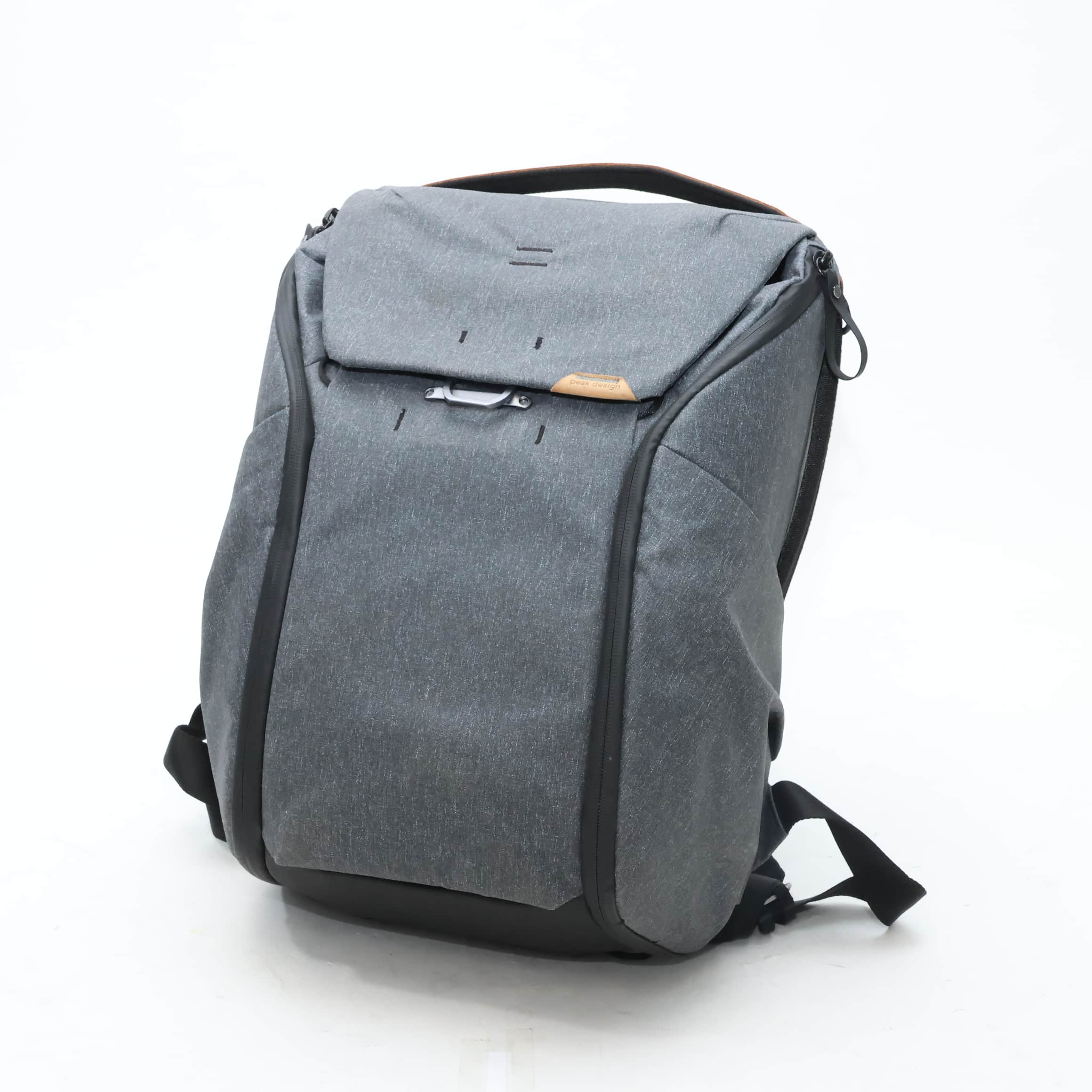 中古)peak design (ピークデザイン) エブリデイバックパック 20L V2