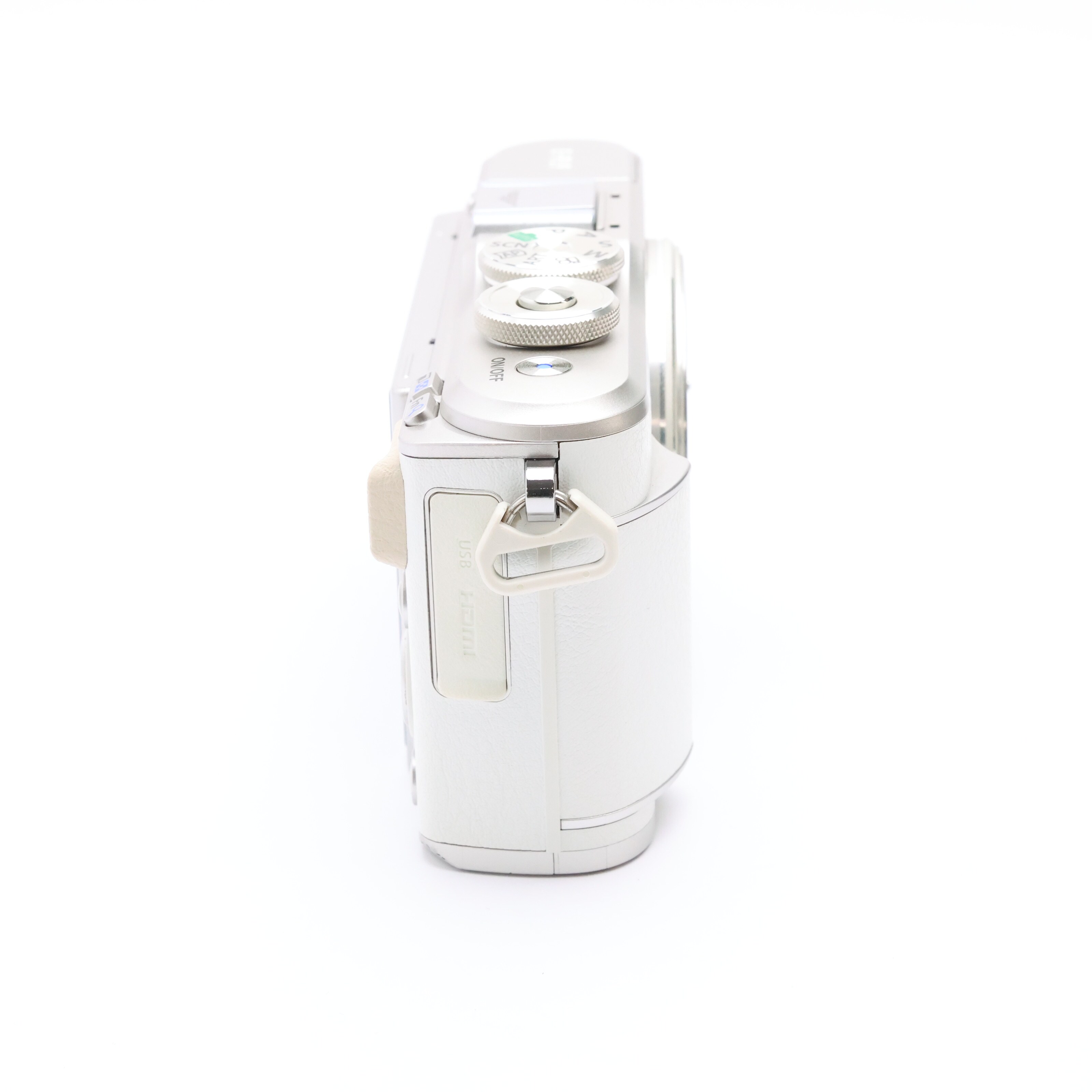 中古)OLYMPUS (オリンパス) PEN E-PL9 ボディ ホワイト（商品ID 