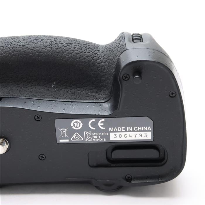 中古)Nikon (ニコン) マルチパワーバッテリーパック MB-D16（商品ID
