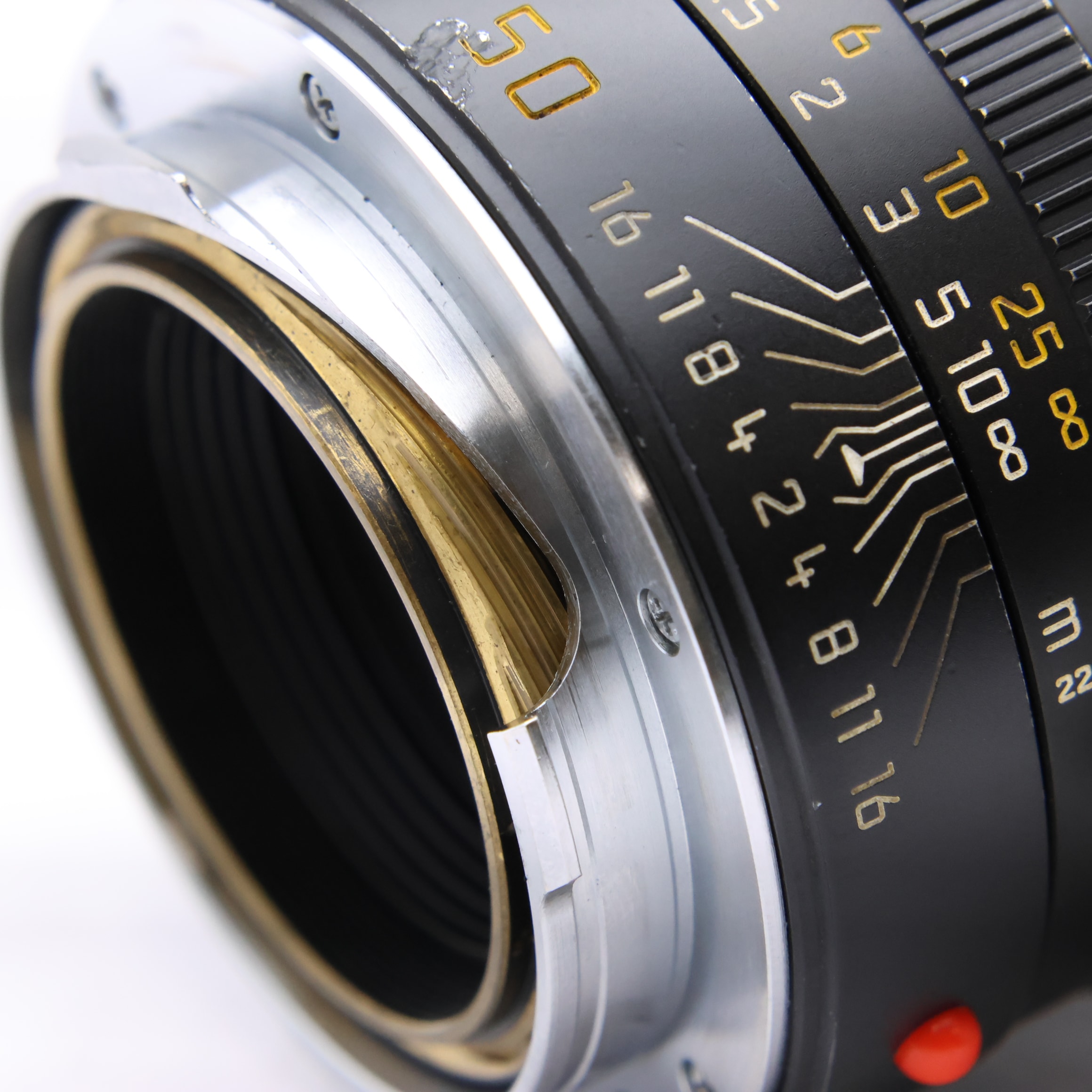 本日限定　Leica ズミクロンM50mm F2.0 レンズフード組込 6bit 中古)Leica (ライカ) ズミクロン M50mm F2 レンズフード組込 (6bit無し
