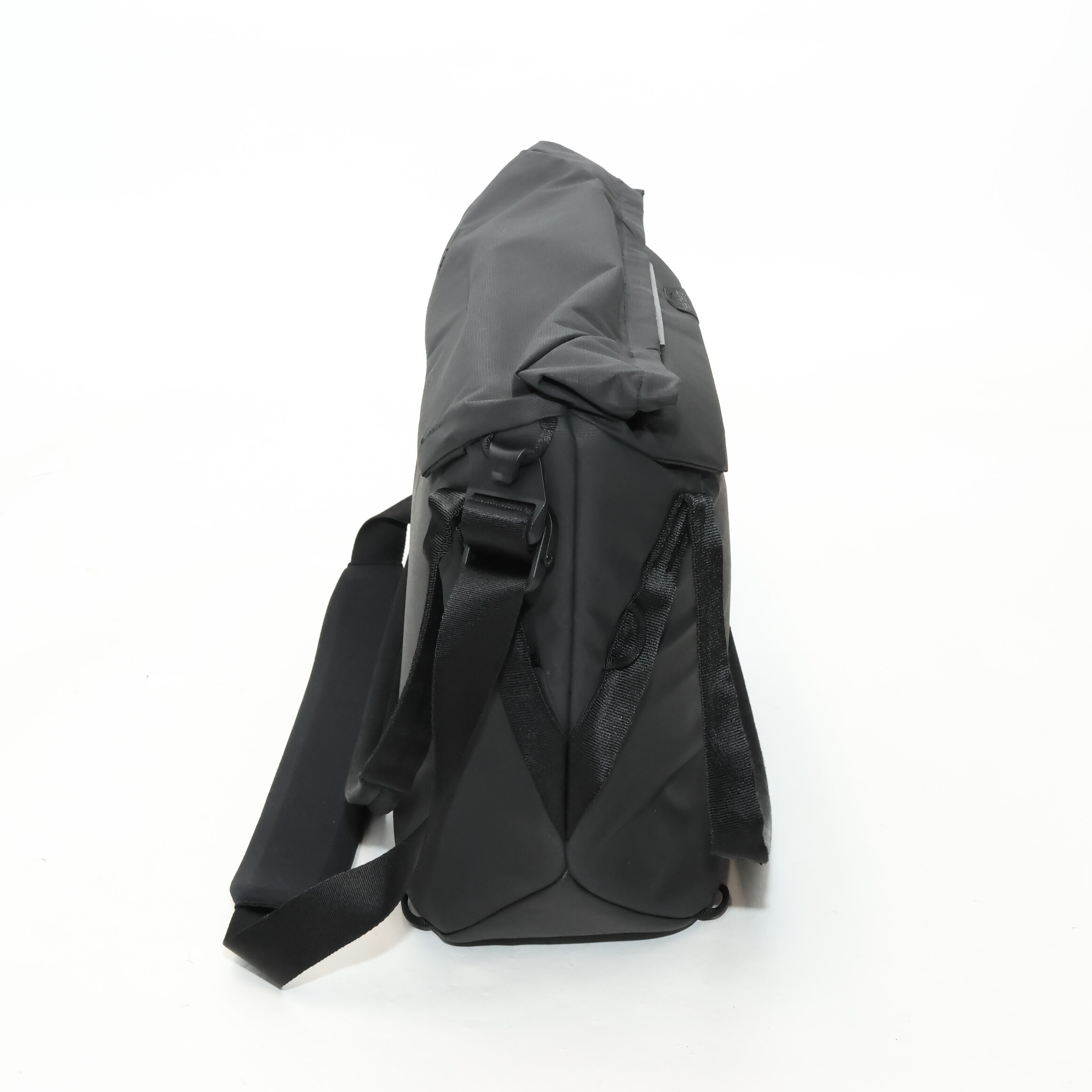 中古)peak design (ピークデザイン) エブリデイトート 15L BEDT-15-BK 
