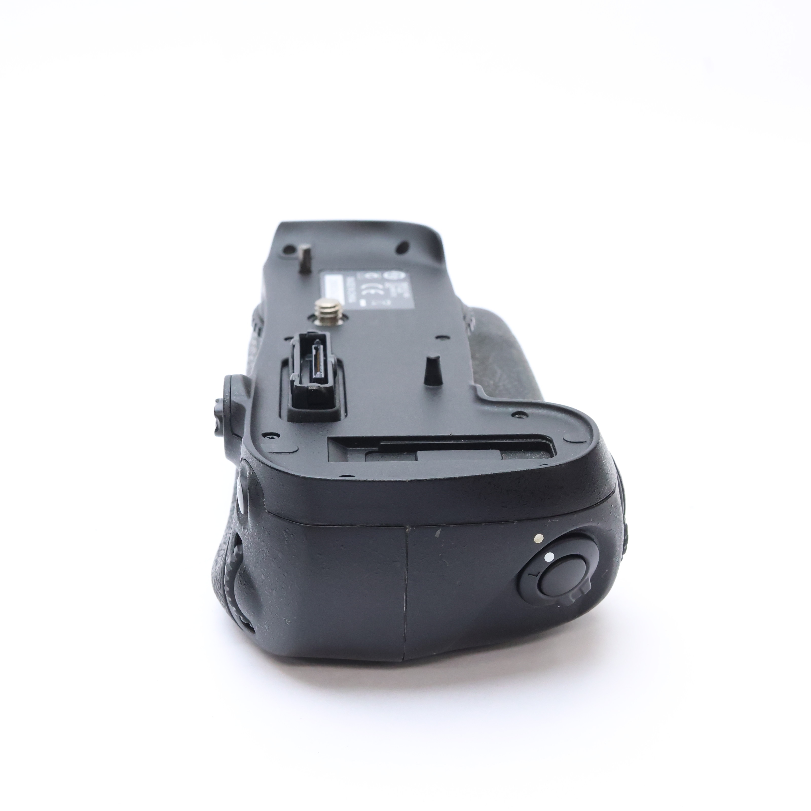 中古)Nikon (ニコン) マルチパワーバッテリーパック MB-D12（商品ID