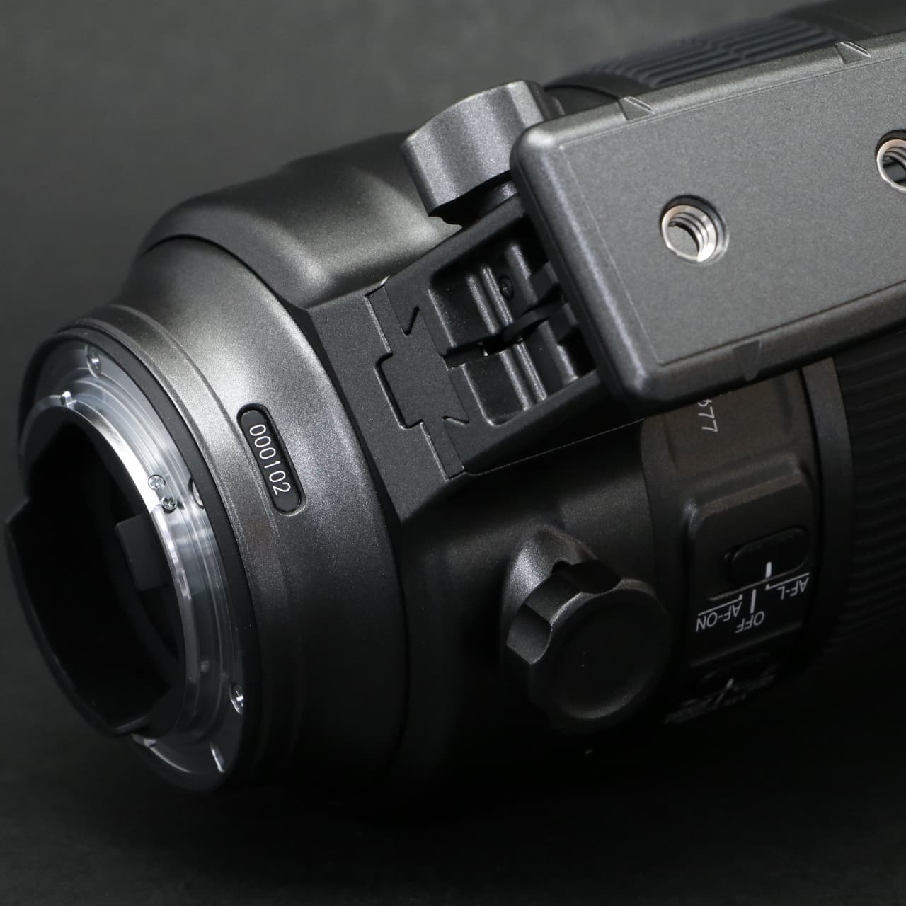 Nikon 70-200mm F2.8E FL ED VR メタリックグレー Nikon 70-200mm F2.8E FL ED VR メタリックグレー NIKKOR Z 70-200mm f