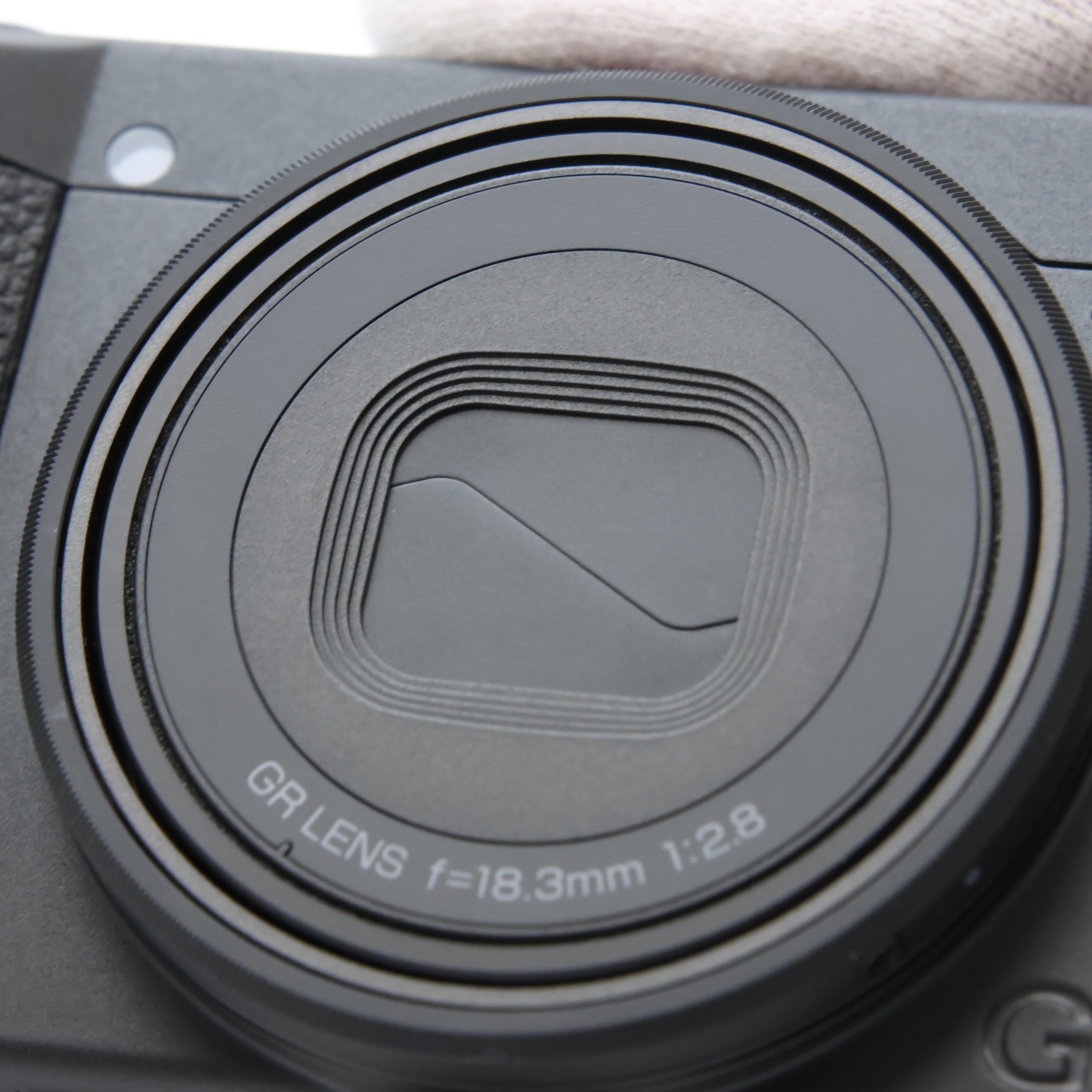 中古)RICOH (リコー) GR IV Monochrome（商品ID：3717030831586）詳細