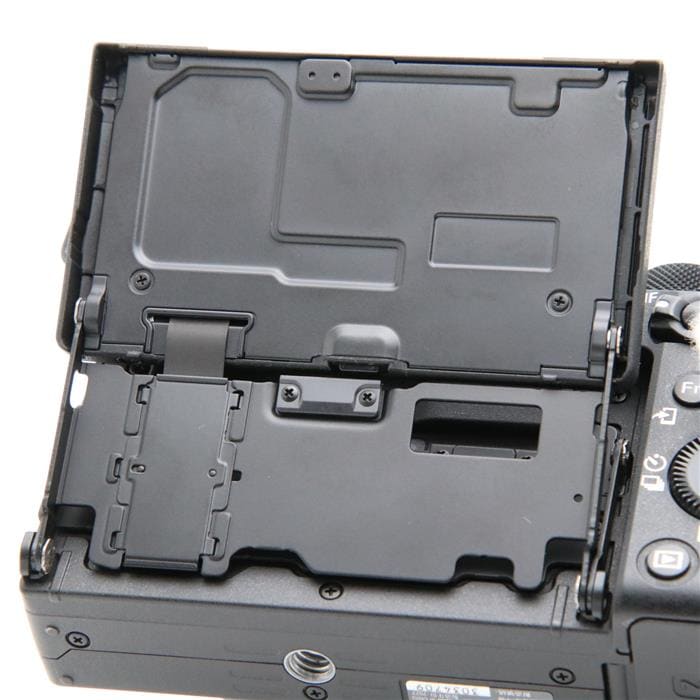 中古)SONY (ソニー) α6600 高倍率ズームレンズキット ILCE-6600M（商品