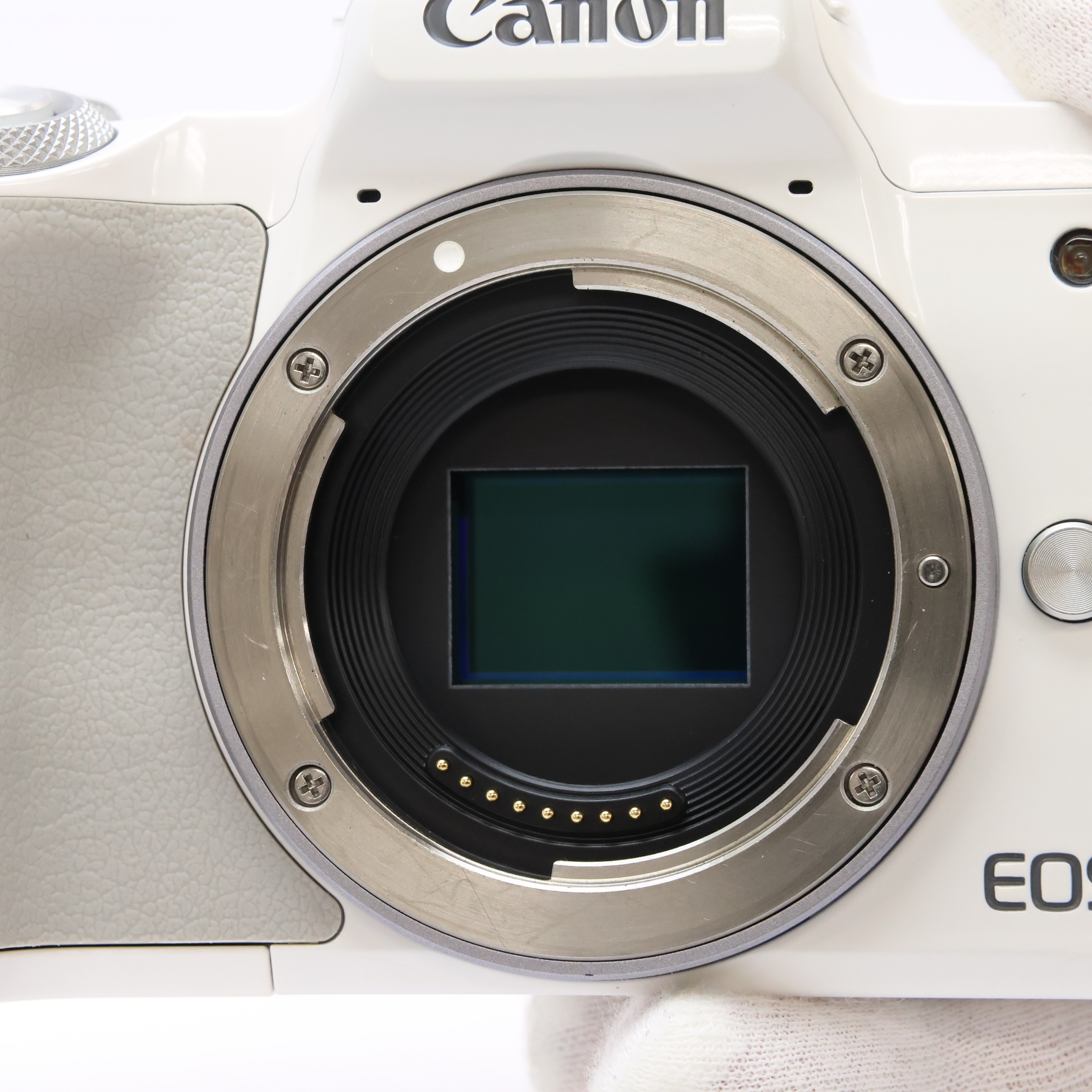 中古)Canon (キヤノン) EOS Kiss M ダブルズームキット ホワイト（商品