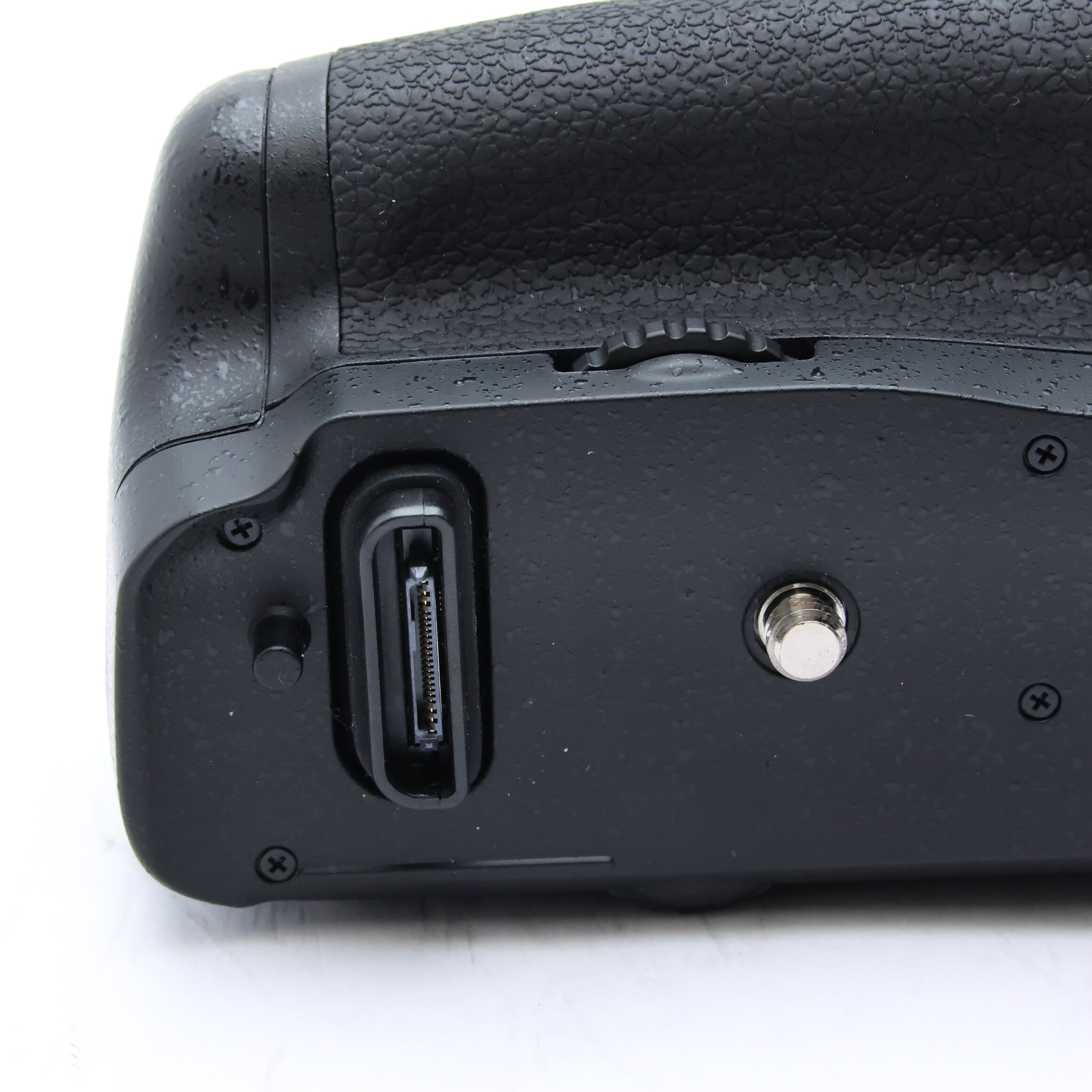 中古)Nikon (ニコン) マルチパワーバッテリーパック MB-D16（商品ID