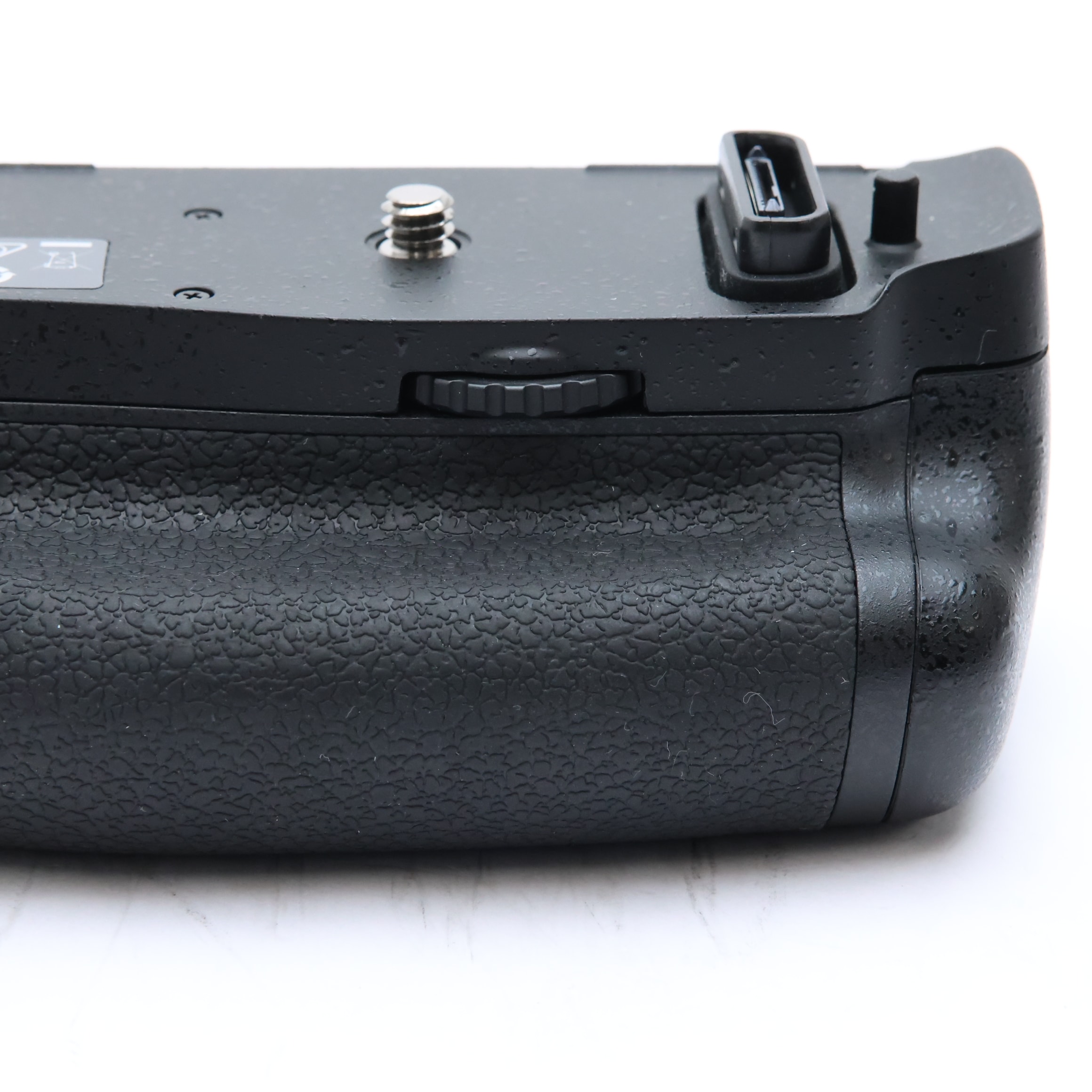中古)Nikon (ニコン) マルチパワーバッテリーパック MB-D16（商品ID
