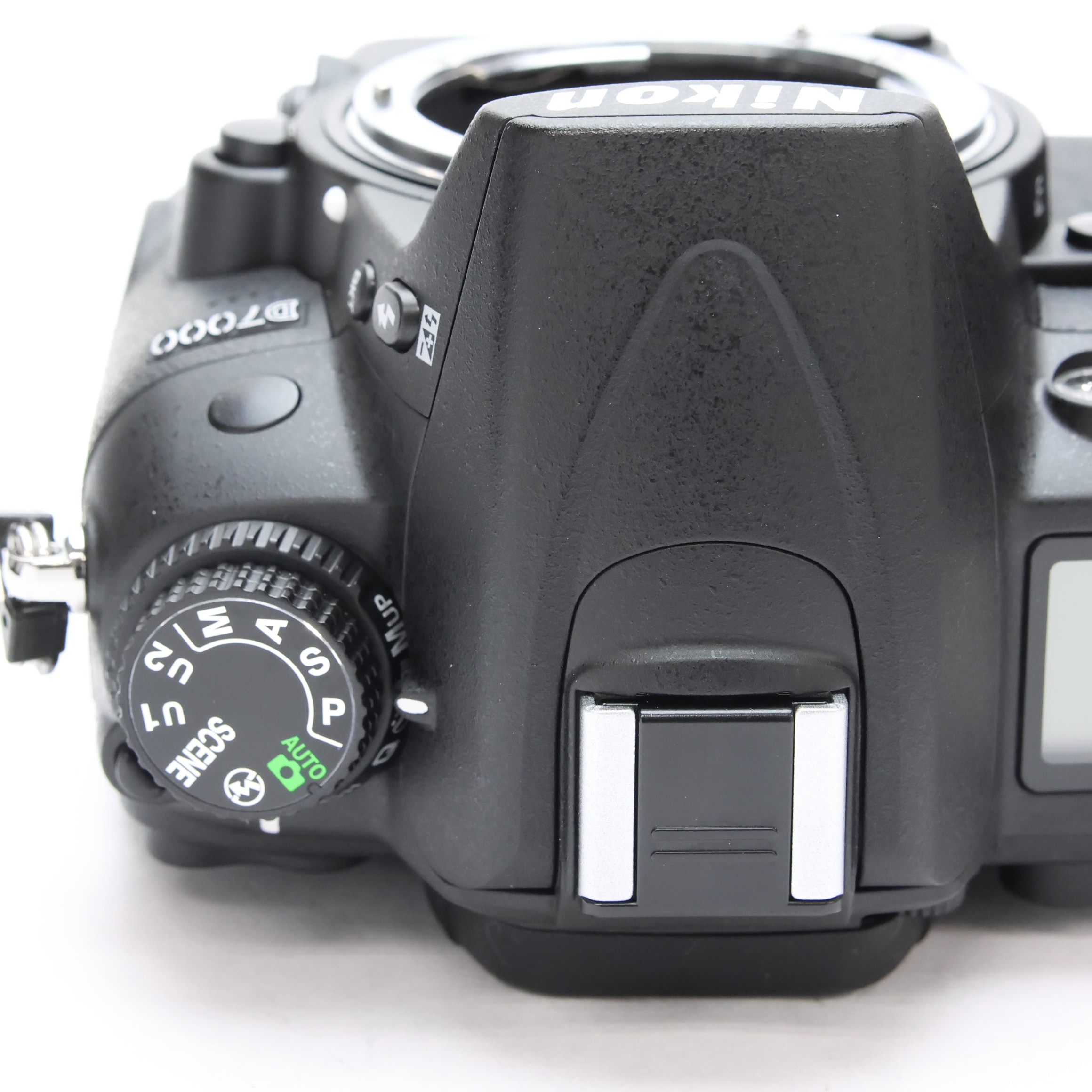 中古)Nikon (ニコン) D7000 18-105 VR レンズキット（商品ID 