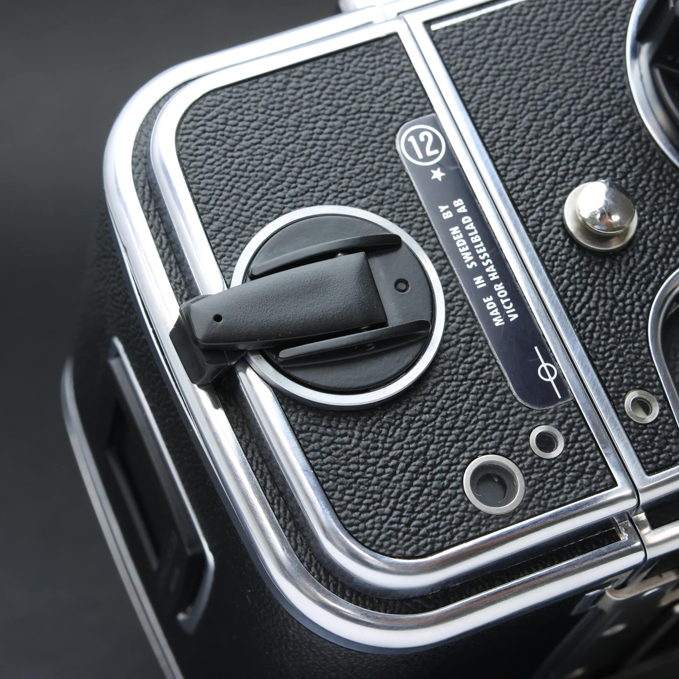 ジャンク品　ハッセルブラッド　503CX + CF80mm F2.8 + A12 中古)HASSELBLAD (ハッセルブラッド) 503CX +CF80mm F2.8 +A12 50周年