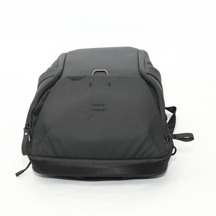 【中古】PeakDesign EverydayBackpack30LブラックV2 中古)peak design (ピークデザイン) エブリデイバックパック 30L V2