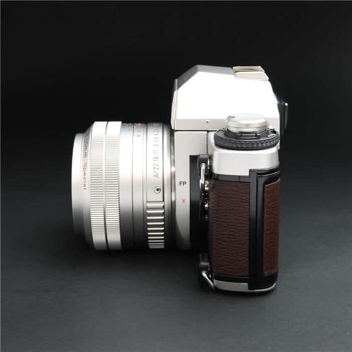 【完動品】PENTAX LX + smc PENTAX 50mm f1.2 Pentax 50mm f/1.2 SMC lens on Film with a Pentax LX - by