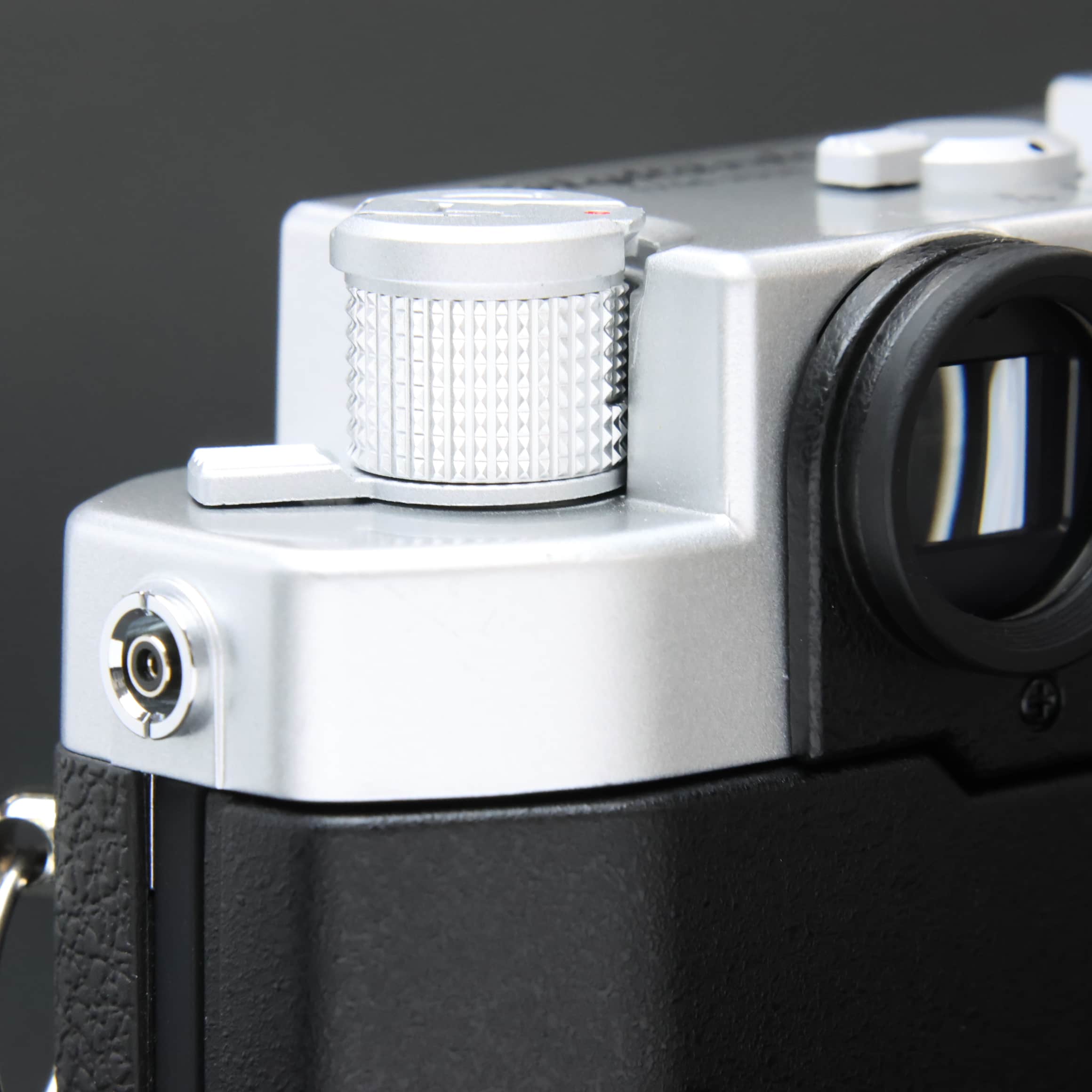 中古)Voigtlander (フォクトレンダー) BESSA R2M 250th/HELIAR classic