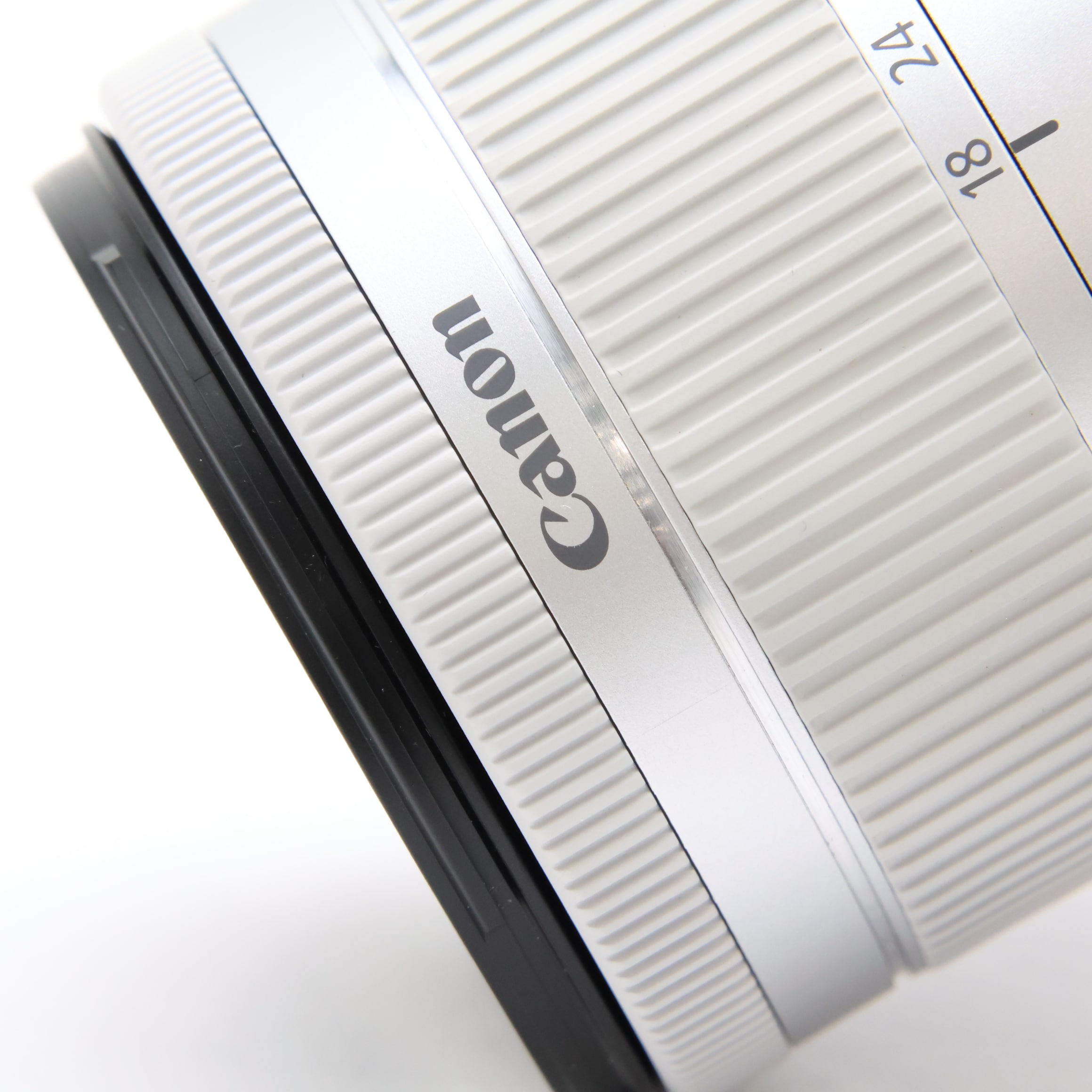 中古)Canon (キヤノン) EF-S18-55mm F4-5.6 IS STM シルバー（商品ID