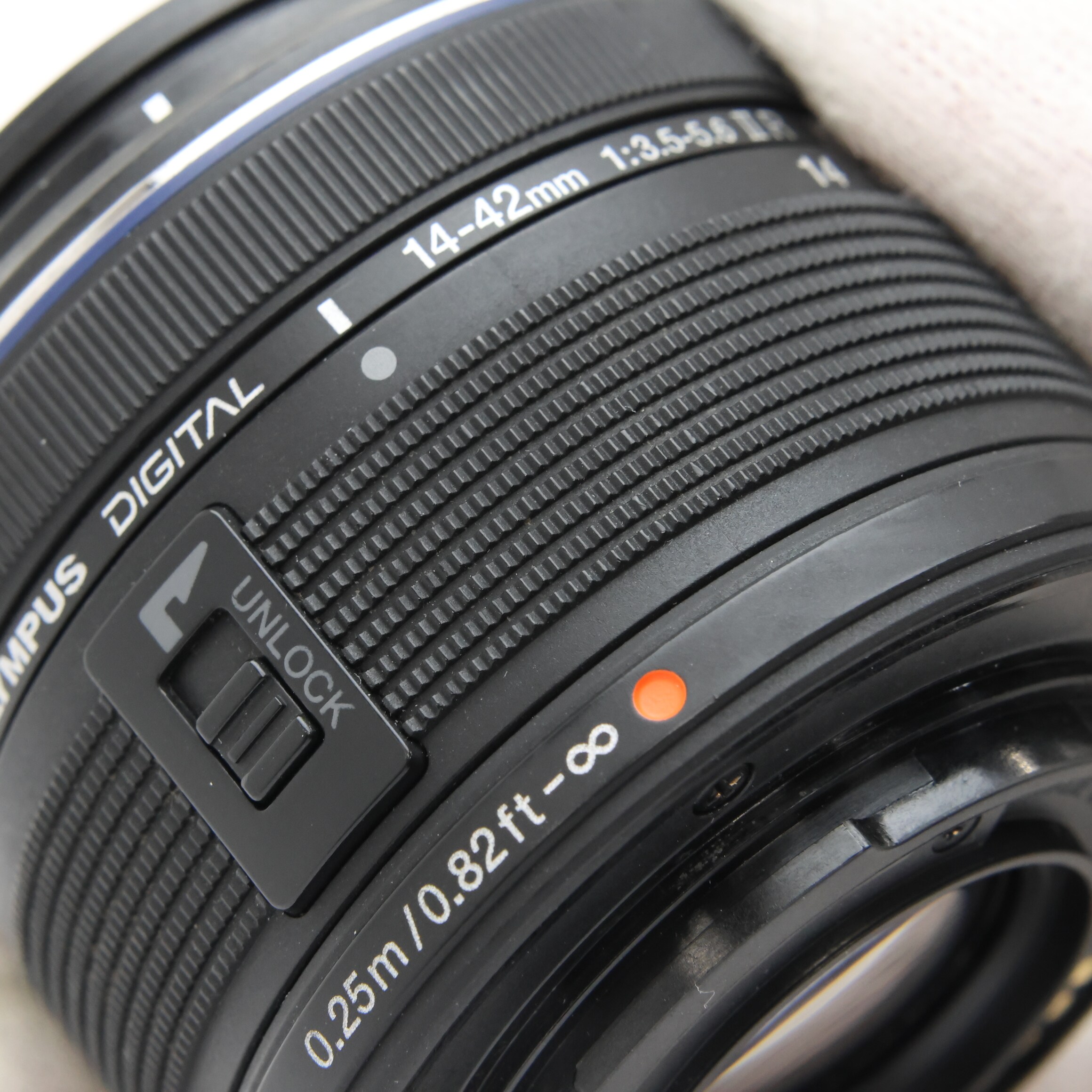 中古)OLYMPUS (オリンパス) M.ZUIKO DIGITAL 14-42mm F3.5-5.6IIR 