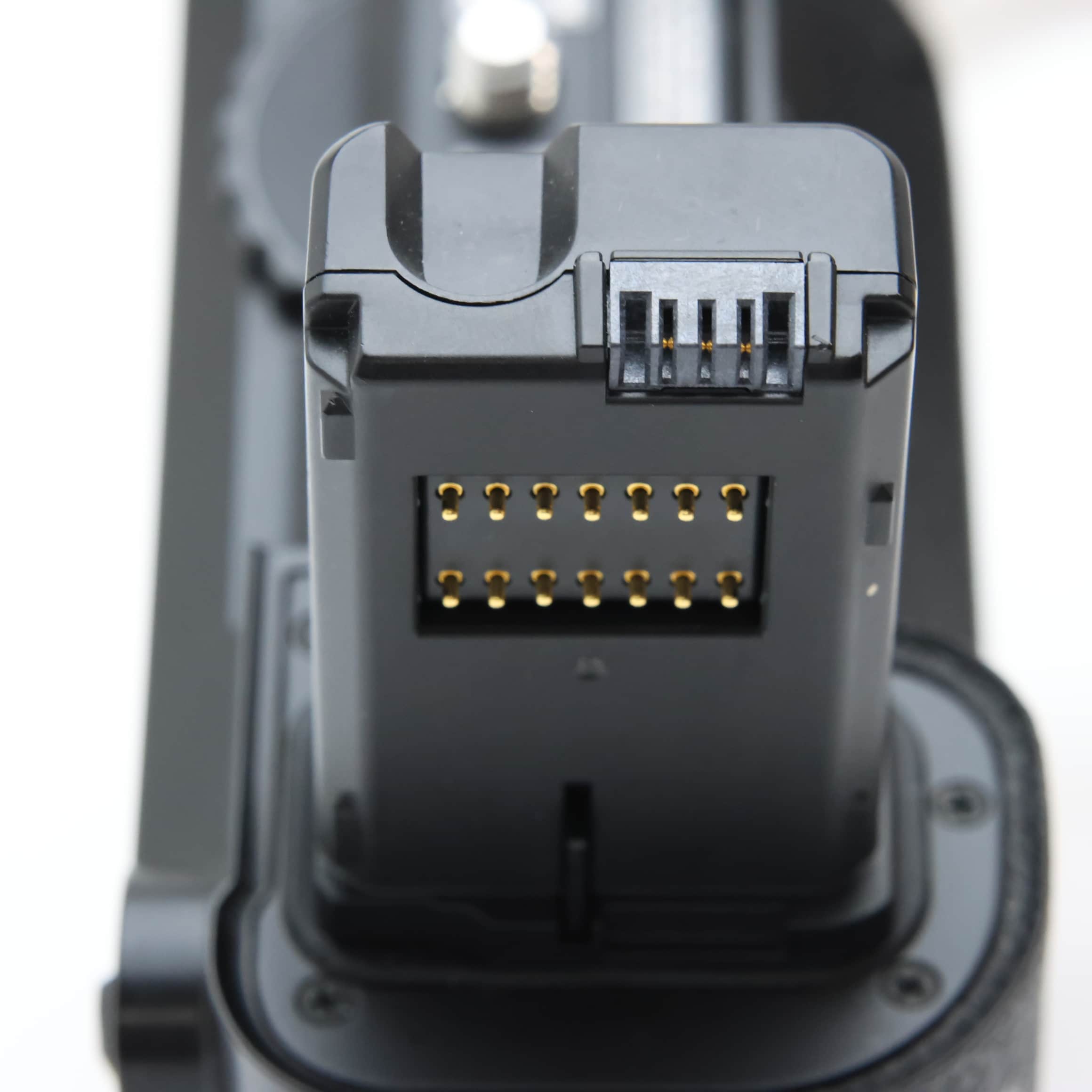 中古)SONY (ソニー) 縦位置グリップ VG-C1EM（商品ID：3717020638607