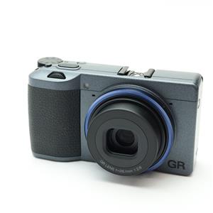 RICOH GR IIIx Urban Edition」の商品検索結果 | デジタルカメラ
