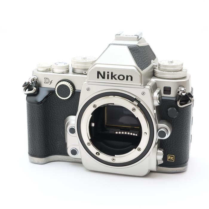カメラ 【ショット数700】Nikon ニコン Df ボディ 予備バッテリー付