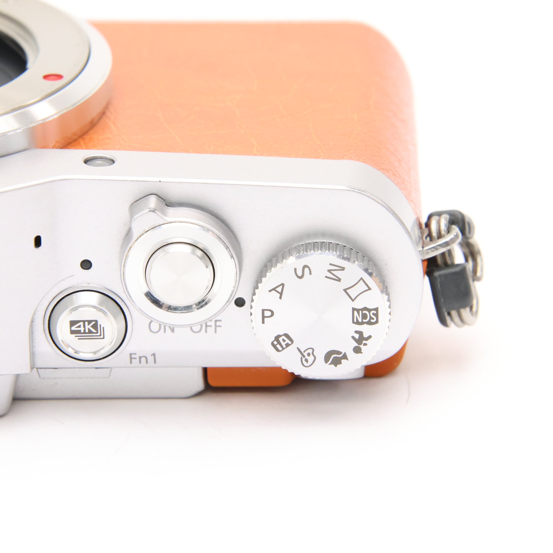 中古)Panasonic (パナソニック) LUMIX GF9 ボディ DC-GF9 オレンジ 