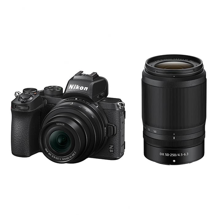 ほぼ新品 Nikon デジタル一眼レフカメラ ダブルズームキット D3500WZ