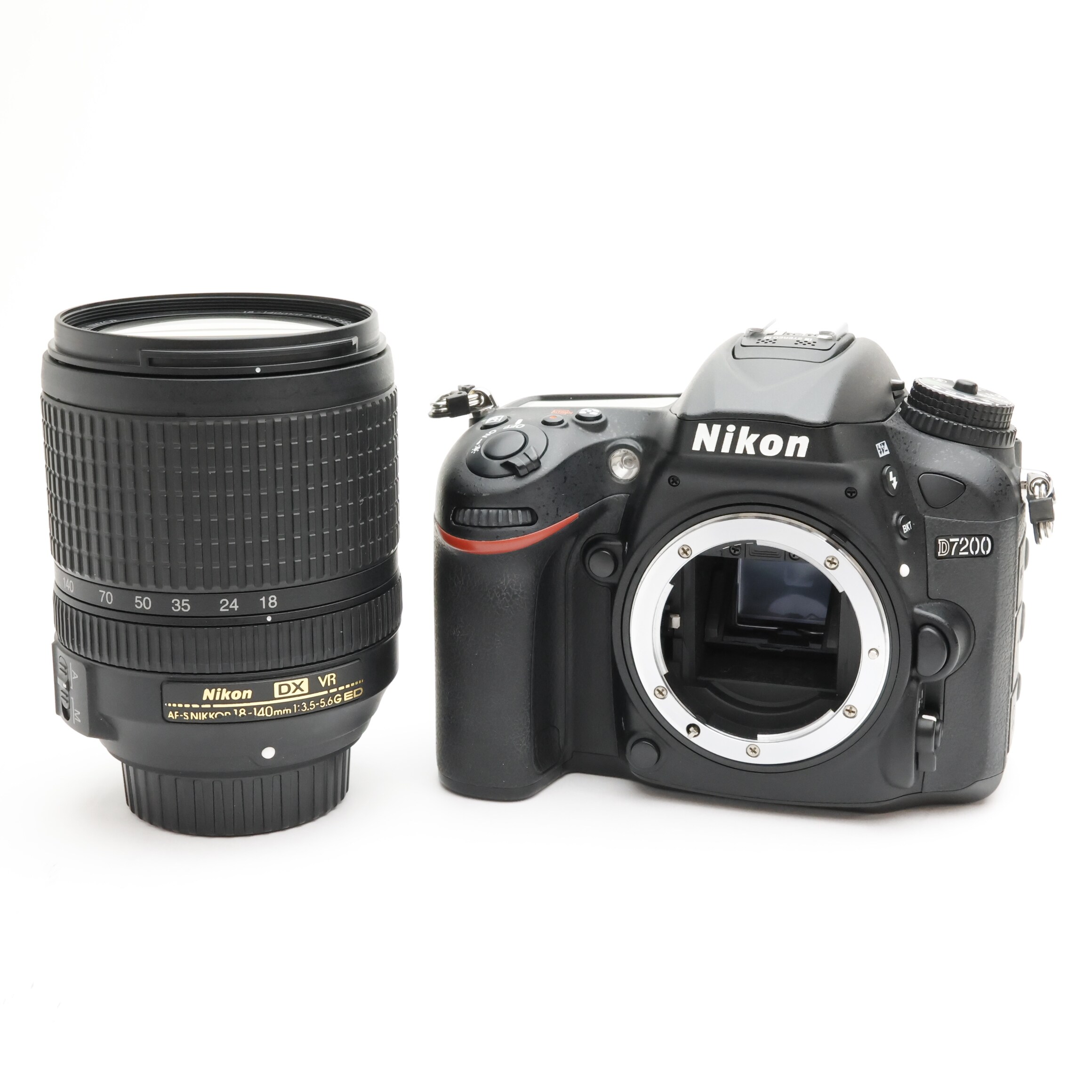 中古)Nikon (ニコン) D7200 18-140 VR レンズキット（商品ID 