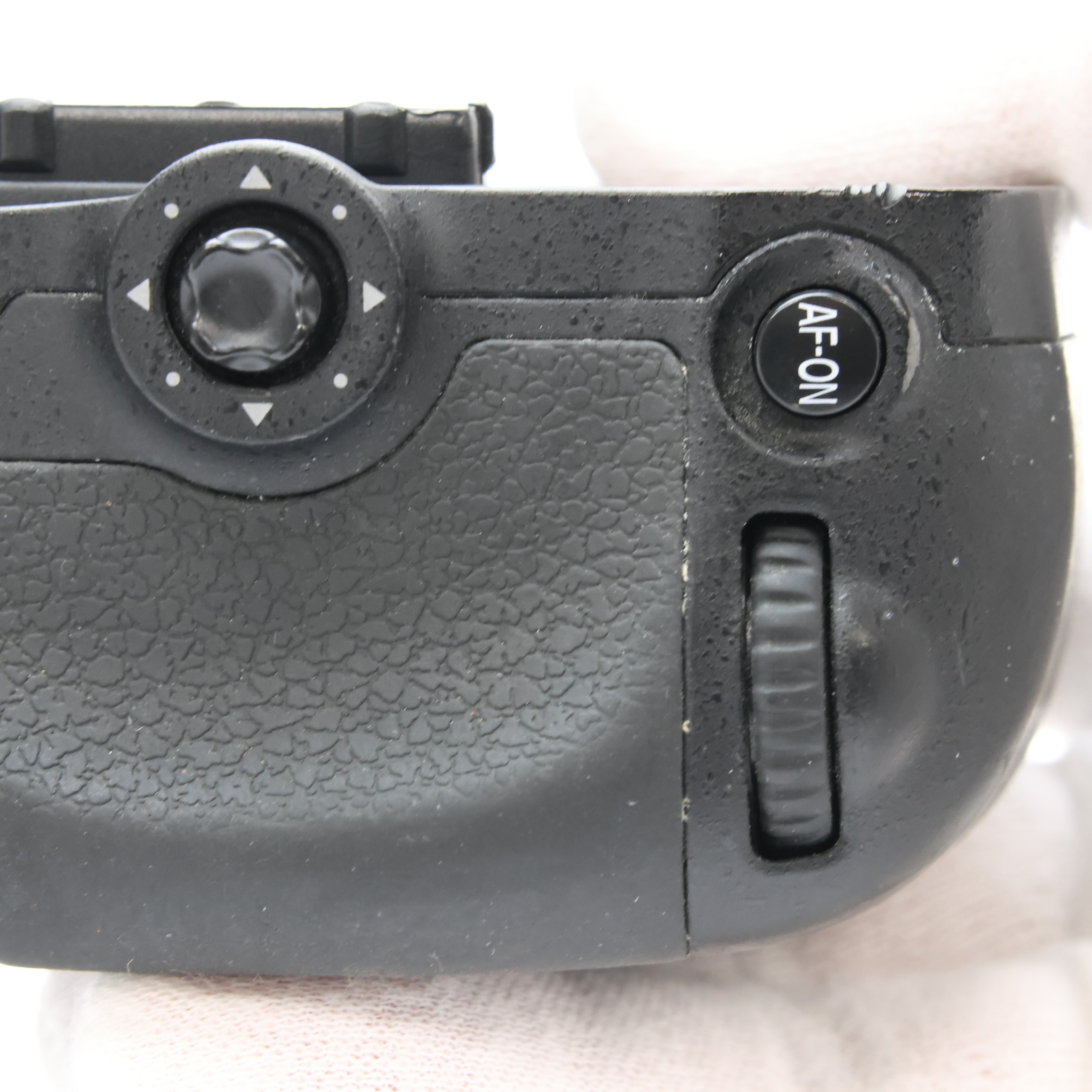 中古)Nikon (ニコン) マルチパワーバッテリーパック MB-D12（商品ID