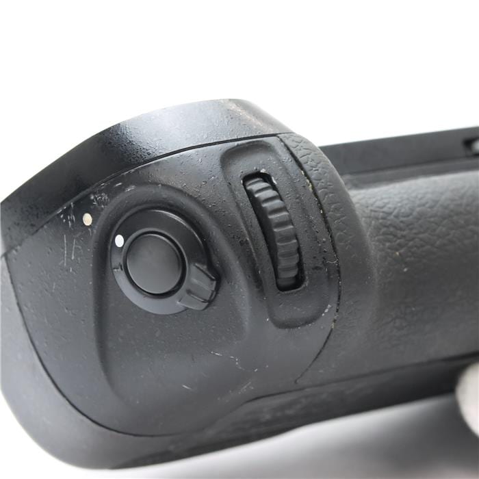 中古)Nikon (ニコン) マルチパワーバッテリーパック MB-D12（商品ID