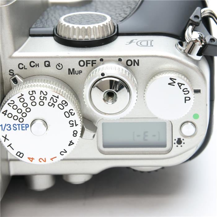 Nikon - ■ ニコン Nikon DF ボディ シルバー silver ショット3000 □ ニコン Nikon DF ボディ シルバー silver ショット3000