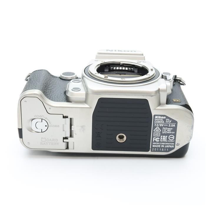 Nikon - 僅か11394ショット ニコン Df ボディ シルバー 僅か11394ショット ニコン Df ボディ シルバー