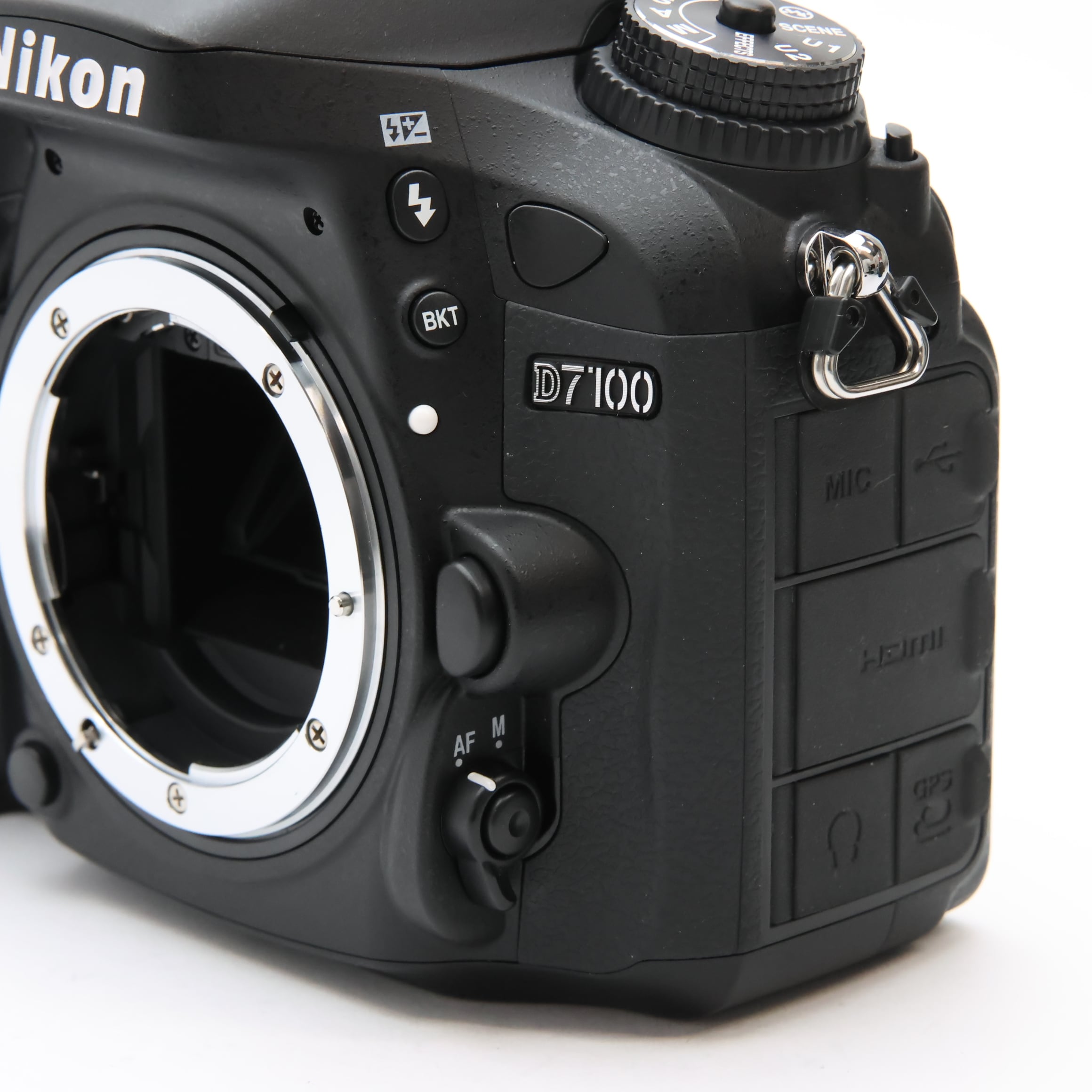 中古)Nikon (ニコン) D7100 18-105 VR レンズキット（商品ID 