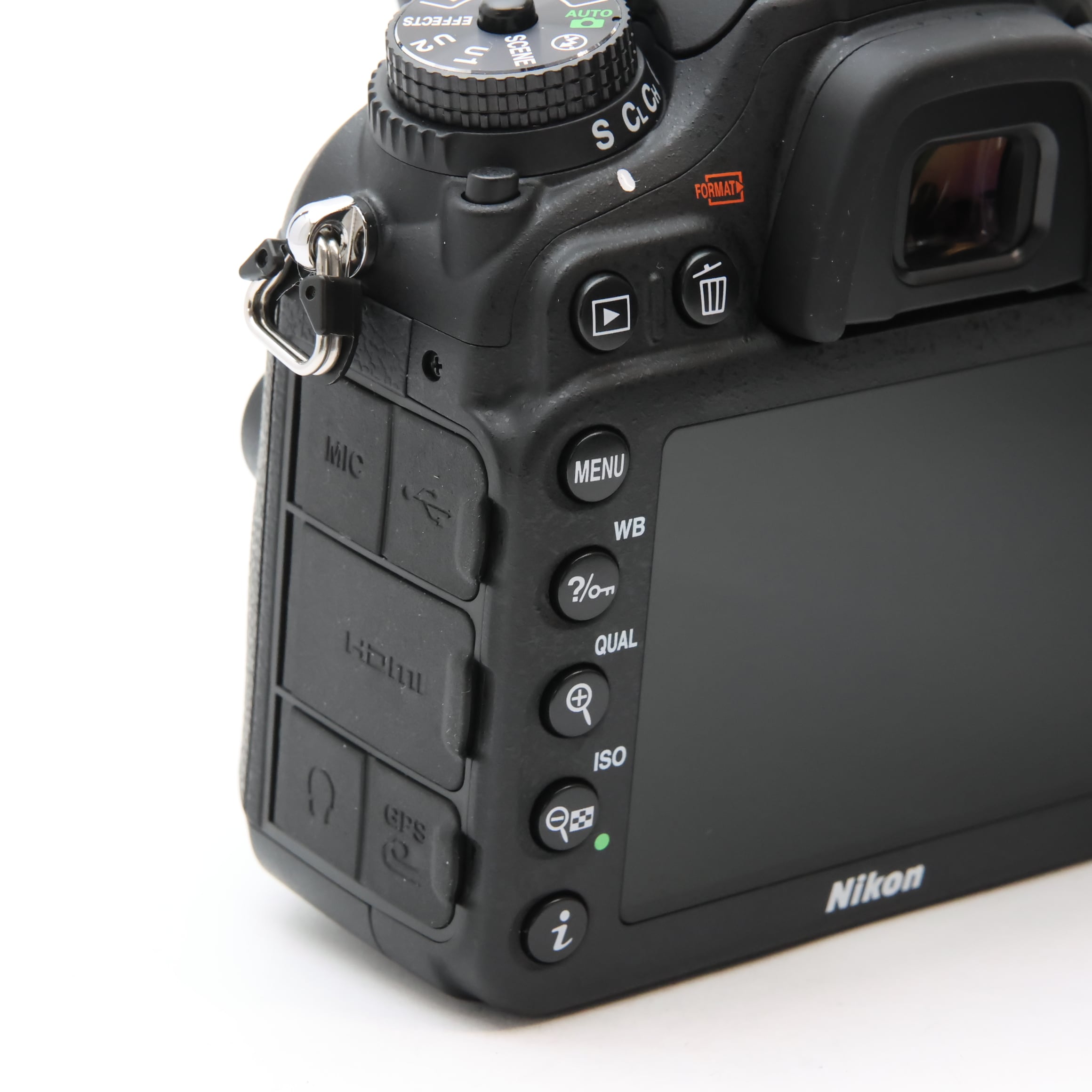 中古)Nikon (ニコン) D7100 18-105 VR レンズキット（商品ID 