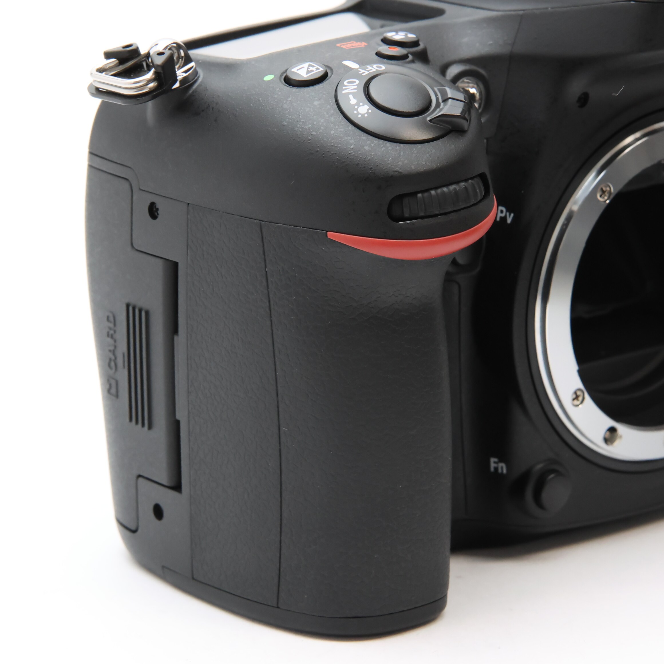 中古)Nikon (ニコン) D7100 18-105 VR レンズキット（商品ID 