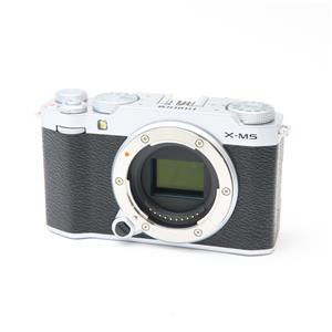 FUJIFILM (フジフイルム) X-M5 ボディ シルバー メイン