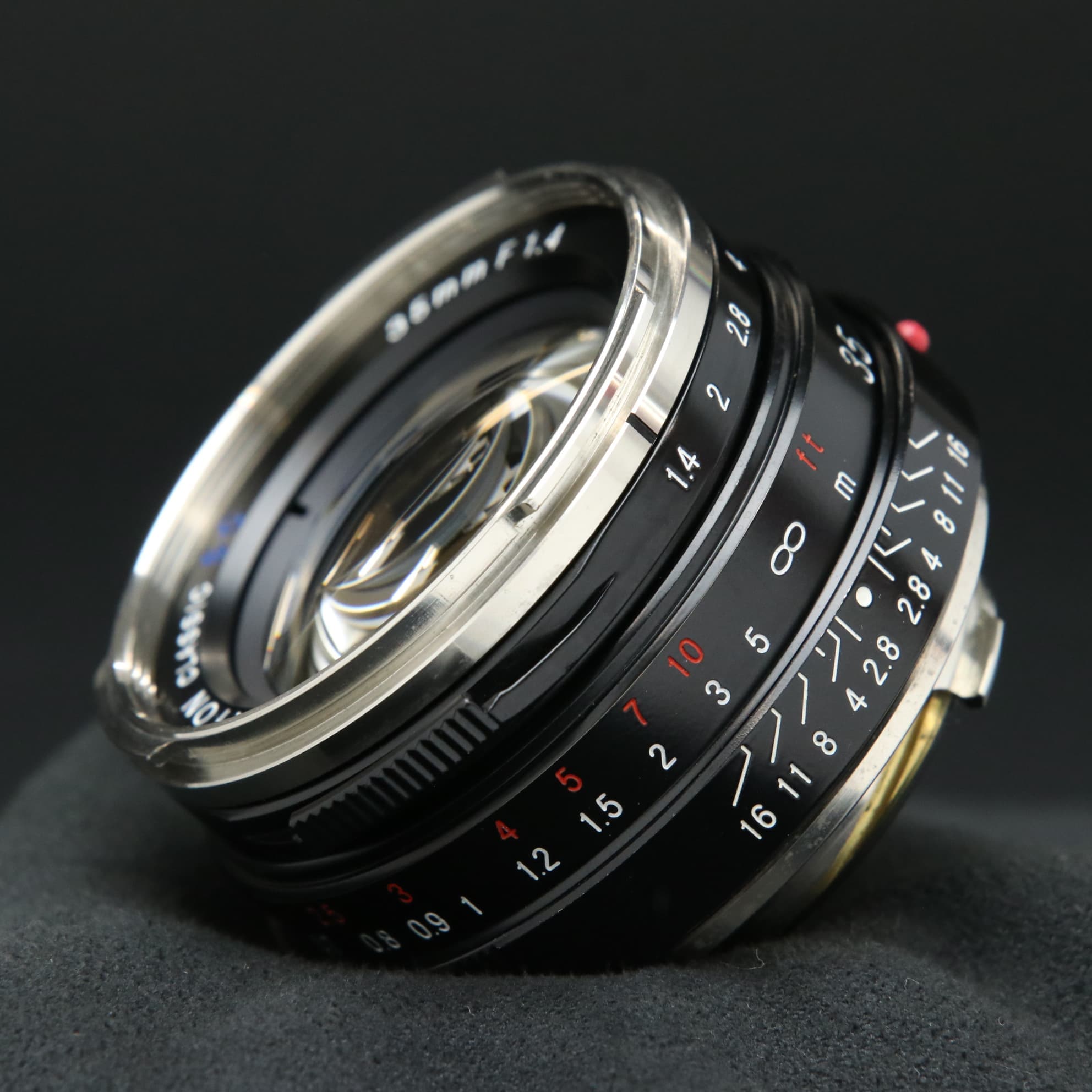中古)Voigtlander (フォクトレンダー) NOKTON Classic 35mm F1.4(VM
