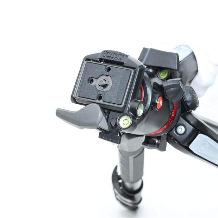 中古)Manfrotto (マンフロット) 190プロアルミニウム三脚4段＋Q2
