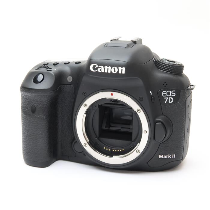 【美品】Canon キャノンEOS 7D MARK2 Ⅱボディ CFカード付き 中古)Canon (キヤノン) EOS 7D Mark II ボディ（商品ID：3717022787662