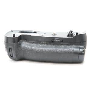 Nikon (ニコン) マルチパワーバッテリーパック MB-D17」の商品 Nikon (ニコン) マルチパワーバッテリーパック MB-D17」の商品