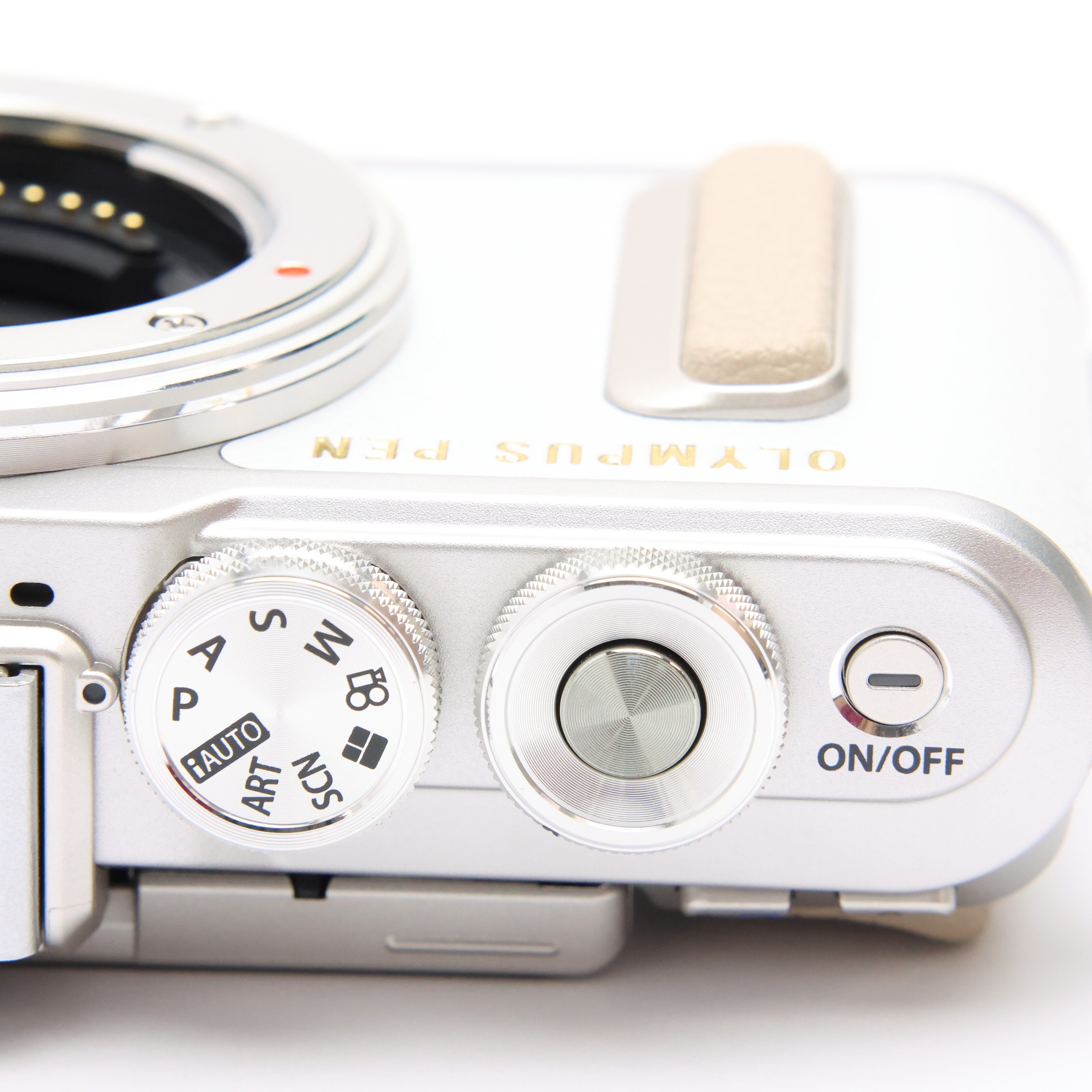 中古)OLYMPUS (オリンパス) PEN E-PL8 ボディ ホワイト（商品ID 