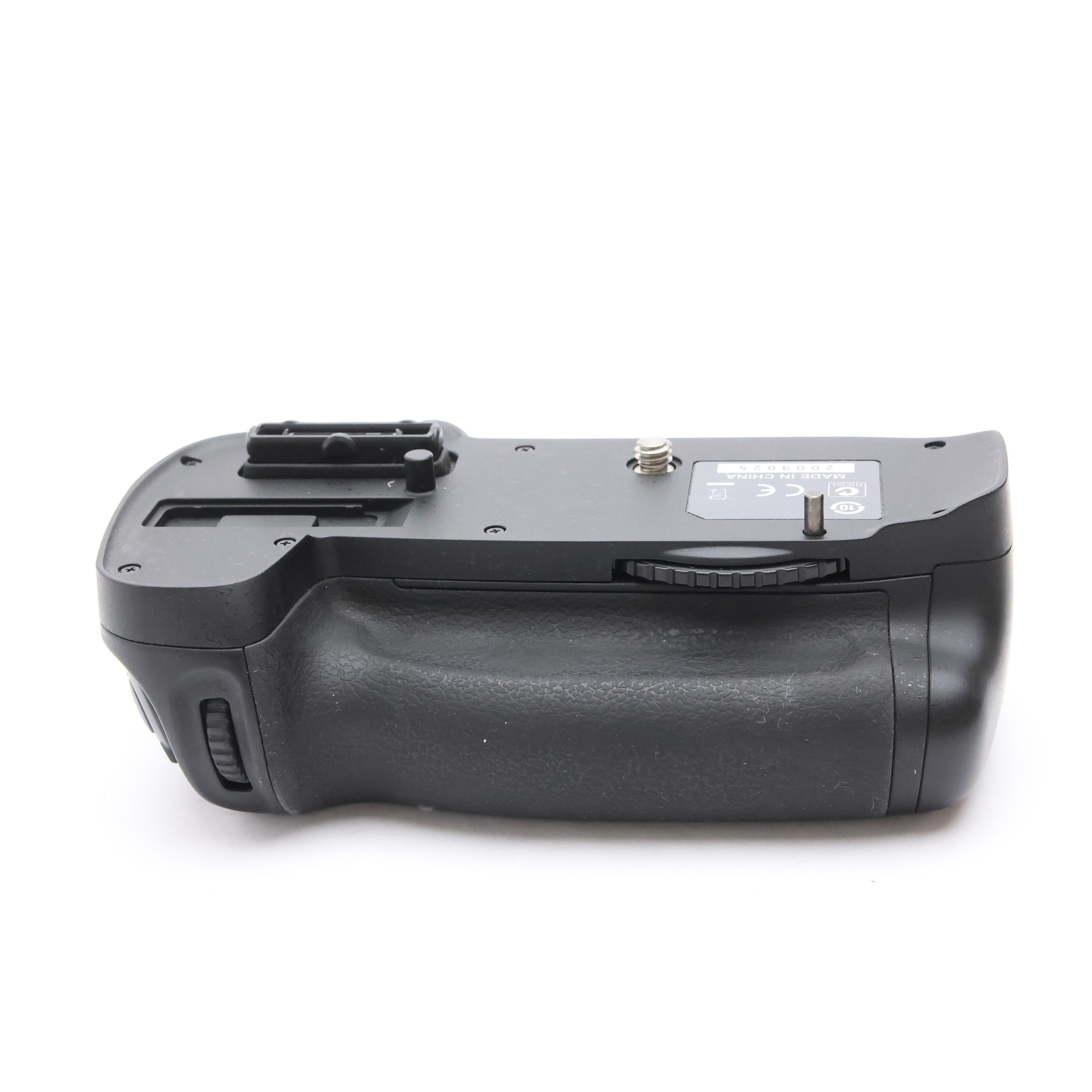 中古)Nikon (ニコン) マルチパワーバッテリーパック MB-D14（商品ID 