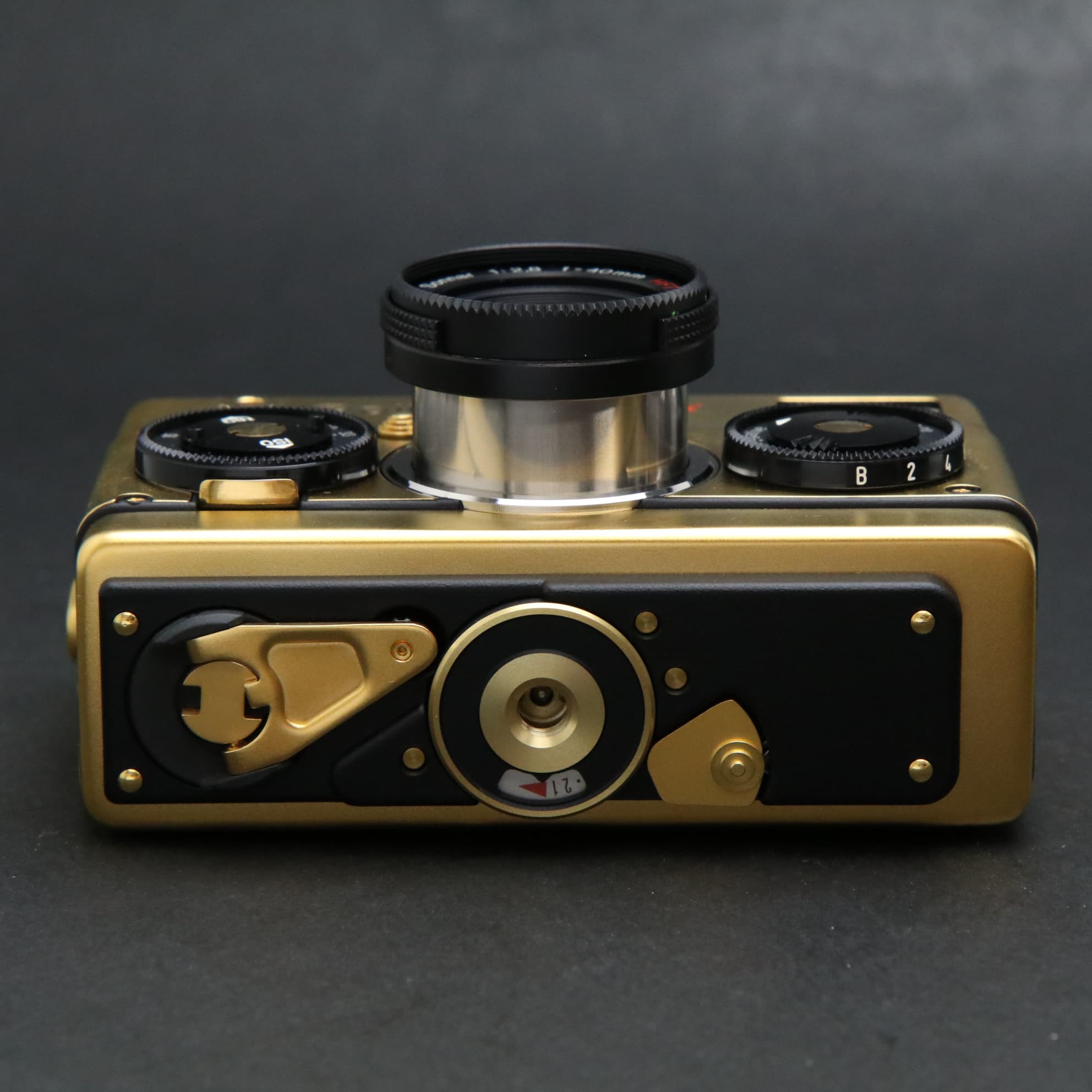 中古)Rollei (ローライ) ローライ 35クラシック (ゴールド)（商品ID